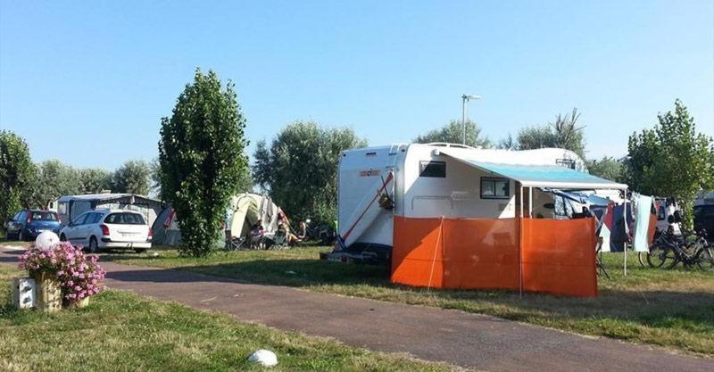 Camping Phare Ouest Saint-Denis-dʼOléron Eksteriør billede