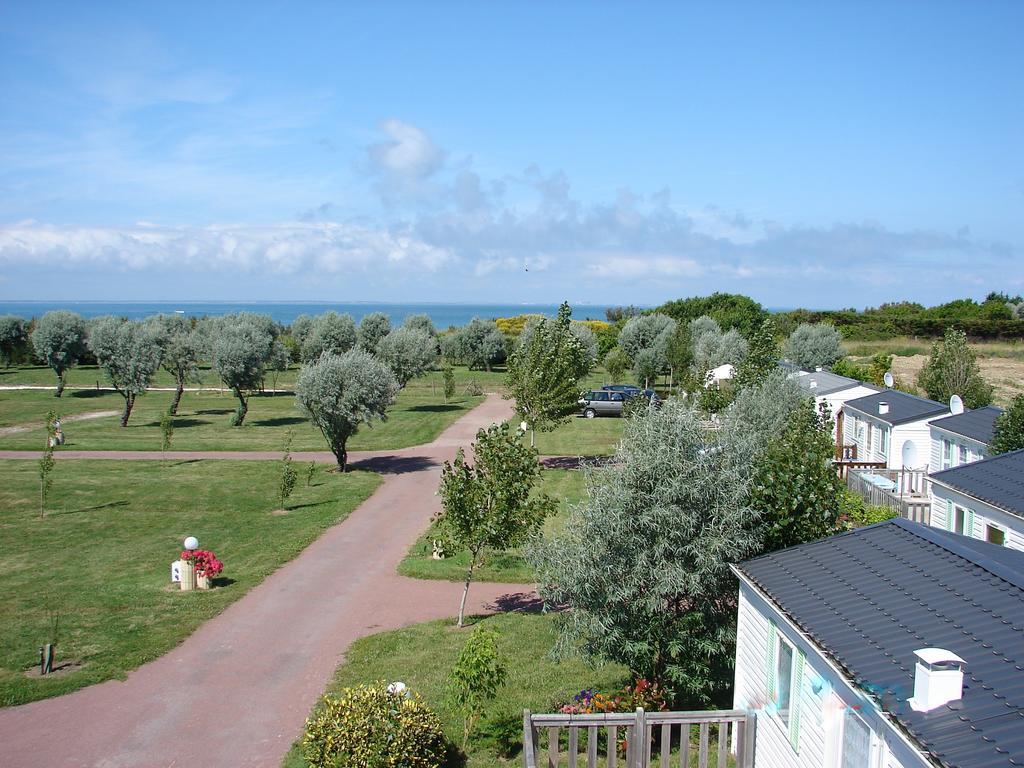 Camping Phare Ouest Saint-Denis-dʼOléron Eksteriør billede